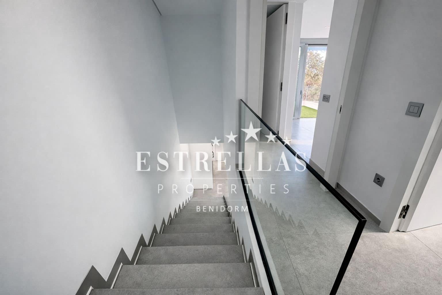 3 bedroom Villa for sale in Finestrat with pool garage - € 695,000 (Ref: 9665175)