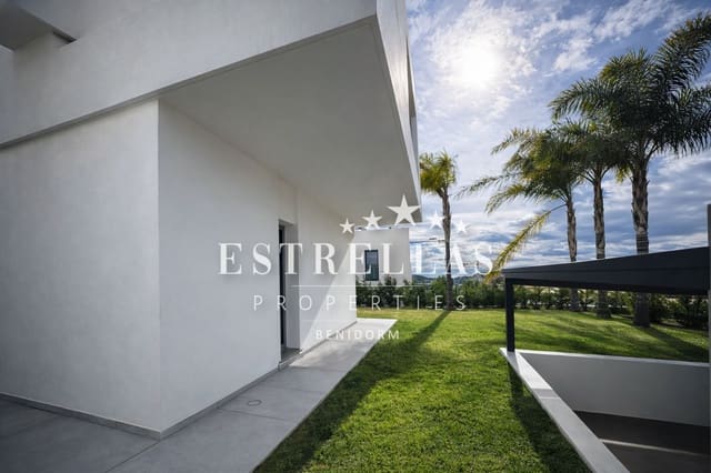 Chalet de 3 habitaciones en Golf Bahía, Finestrat en venta con piscina garaje - 695.000 € (Ref: 9665175)