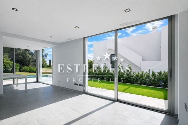 Chalet de 3 habitaciones en Golf Bahía, Finestrat en venta con piscina garaje - 695.000 € (Ref: 9665175)