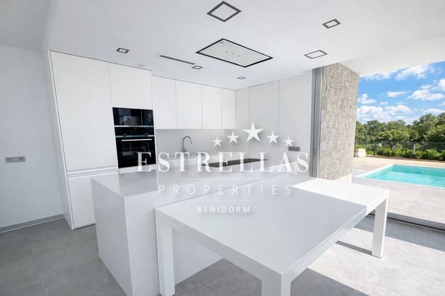 Chalet de 3 habitaciones en Golf Bahía, Finestrat en venta con piscina garaje - 695.000 € (Ref: 9665175)