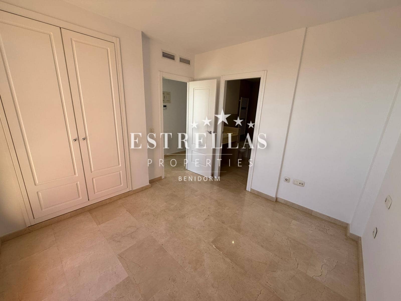 1 sovrum Lägenhet till salu i Finestrat med pool garage - 315 000 € (Ref: 9665534)