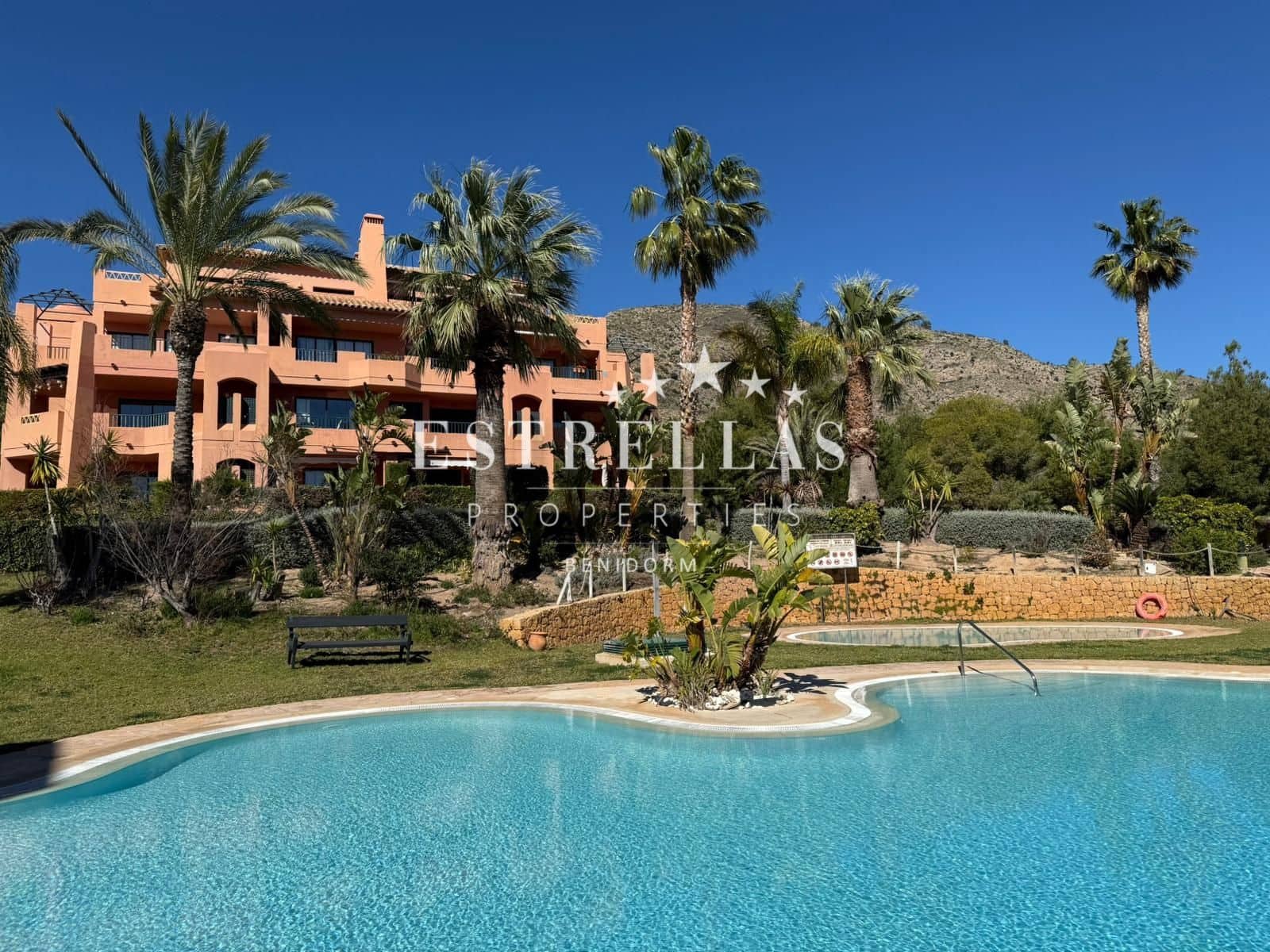 1 sovrum Lägenhet till salu i Finestrat med pool garage - 315 000 € (Ref: 9665534)