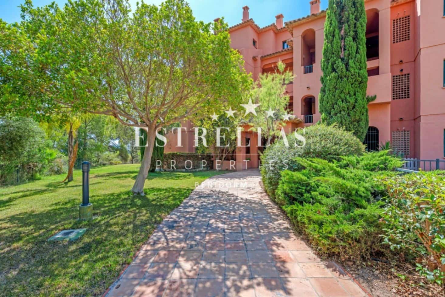 2 quarto Apartamento para venda em Finestrat com piscina garagem - 395 000 € (Ref: 9667215)