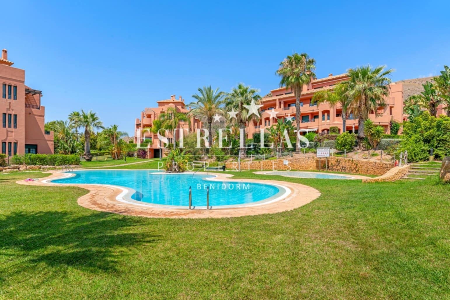 2 quarto Apartamento para venda em Finestrat com piscina garagem - 395 000 € (Ref: 9667215)