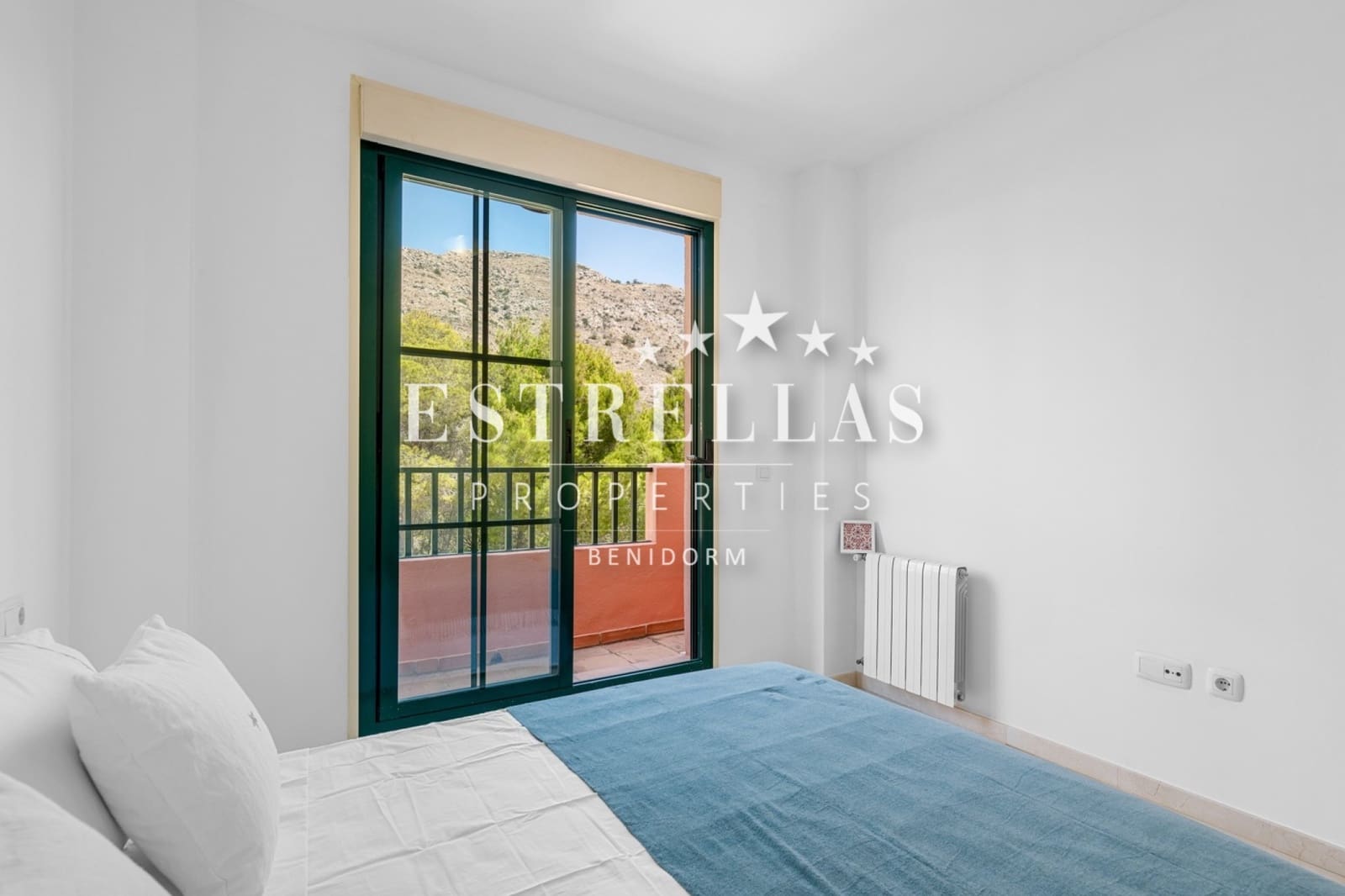 2 quarto Apartamento para venda em Finestrat com piscina garagem - 395 000 € (Ref: 9667215)