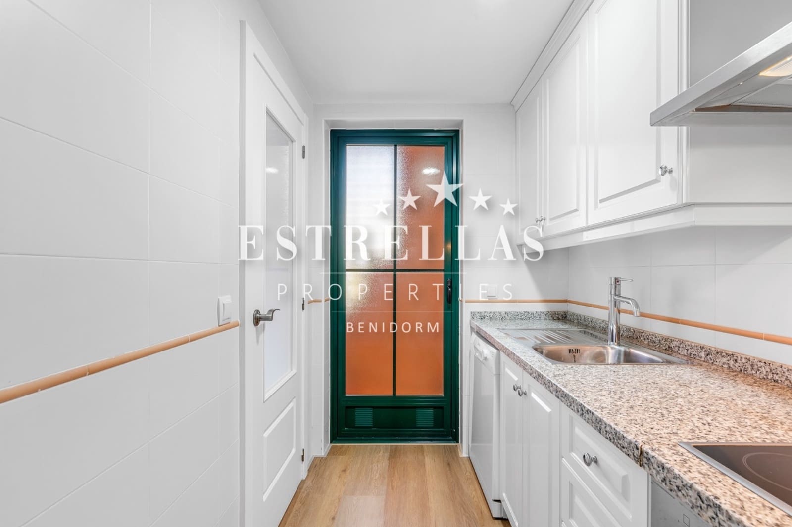 2 soveværelse Rækkehus til salg i Finestrat med swimmingpool garage - € 295.000 (Ref: 9676284)