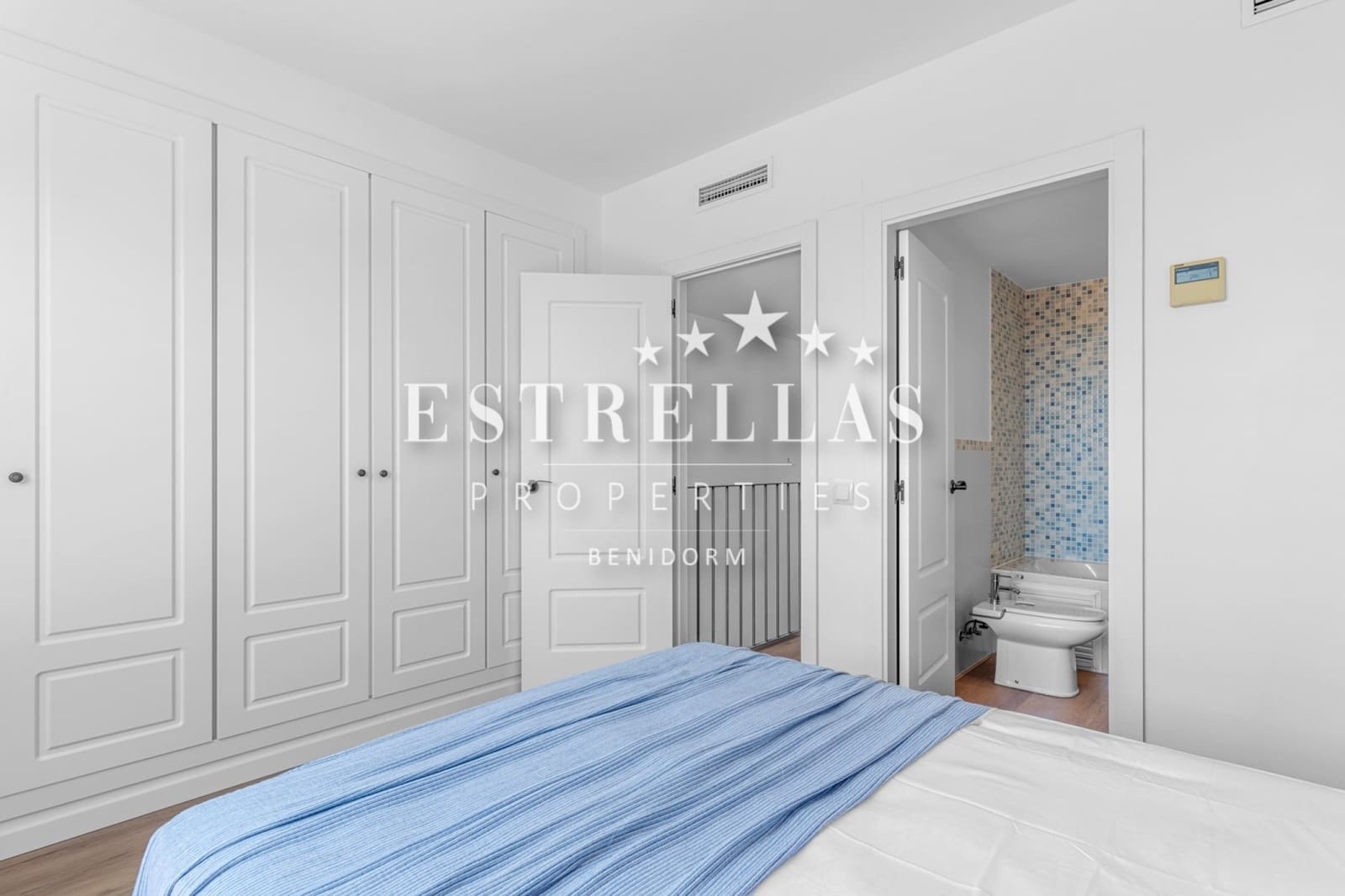 2 soveværelse Rækkehus til salg i Finestrat med swimmingpool garage - € 295.000 (Ref: 9676284)