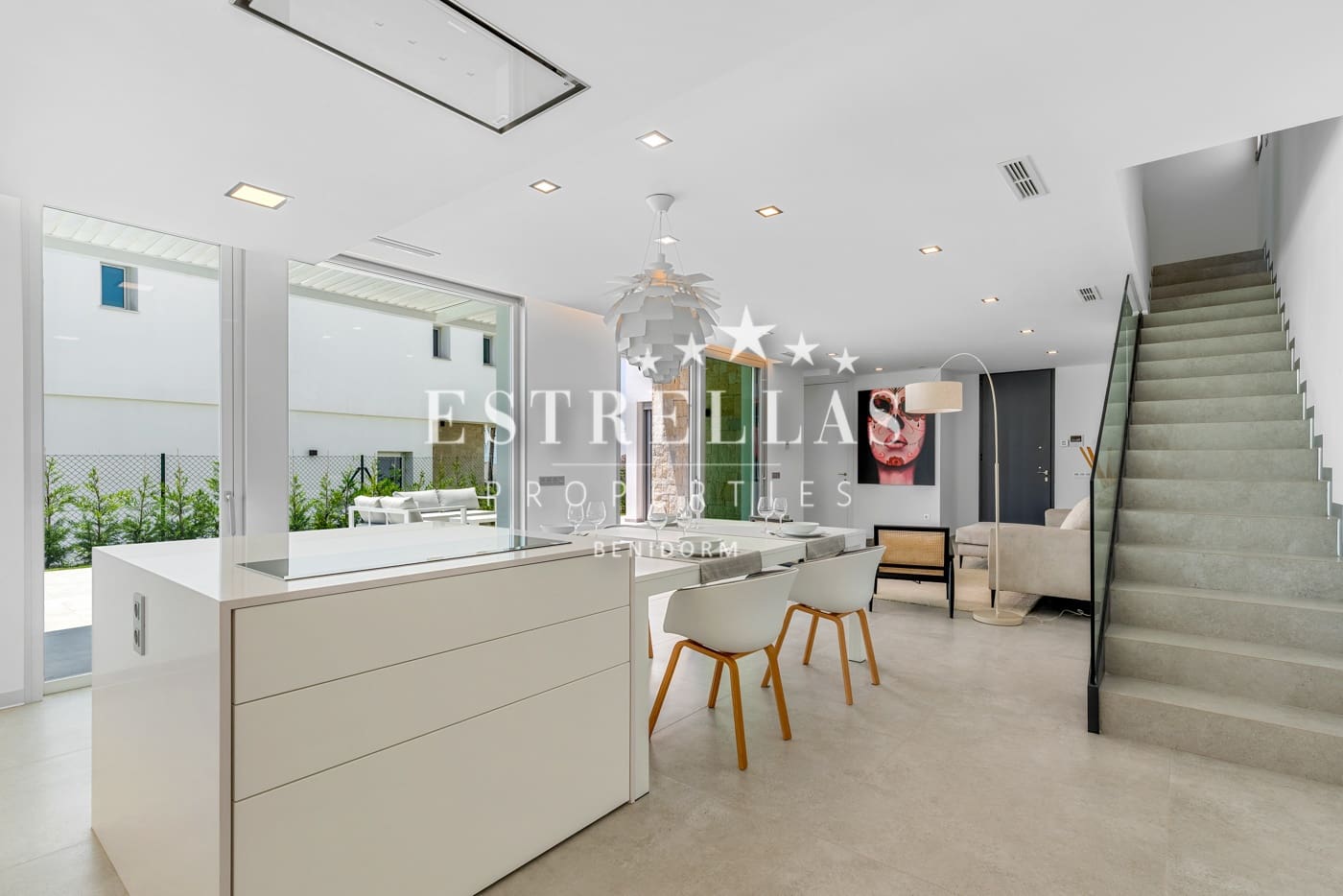 3 quarto Moradia para venda em Finestrat com piscina garagem - 885 000 € (Ref: 9678197)