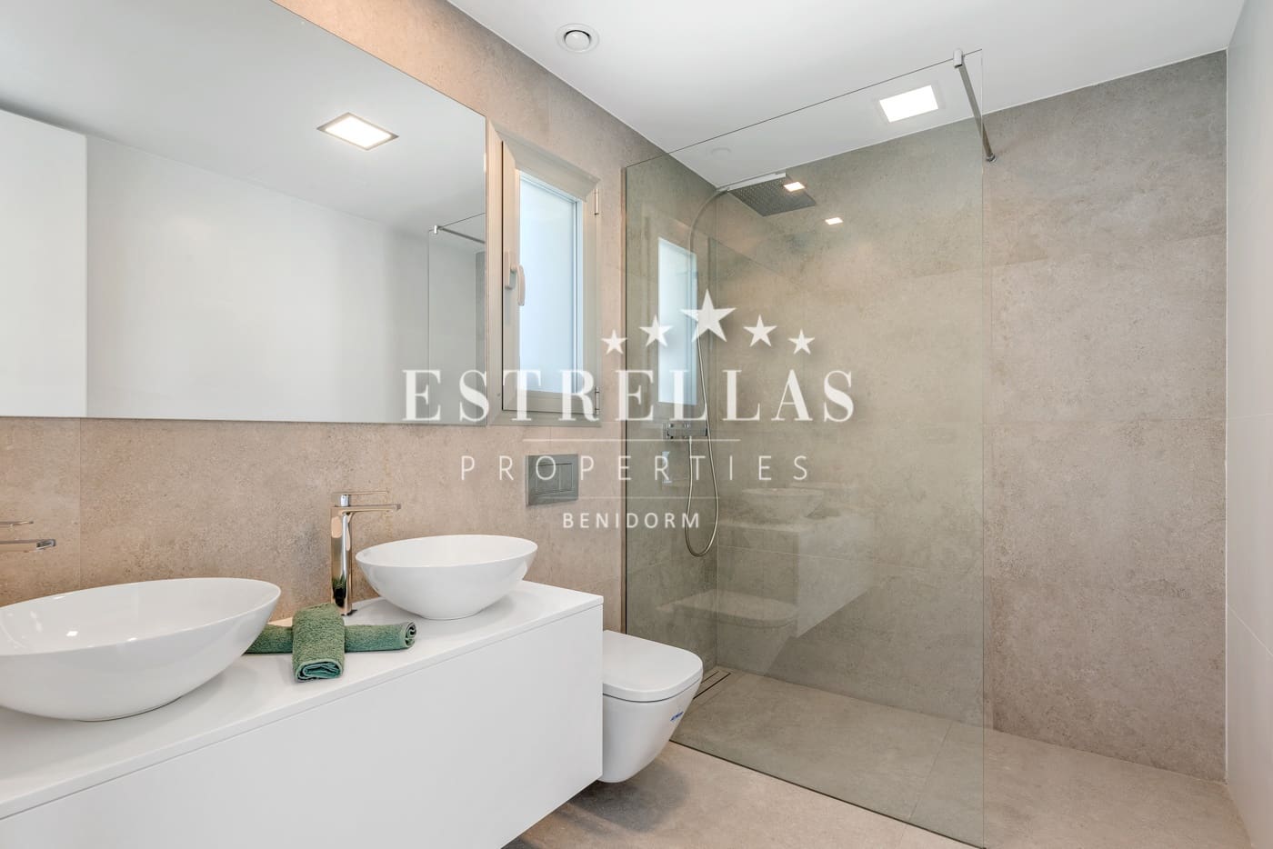 3 quarto Moradia para venda em Finestrat com piscina garagem - 885 000 € (Ref: 9678197)