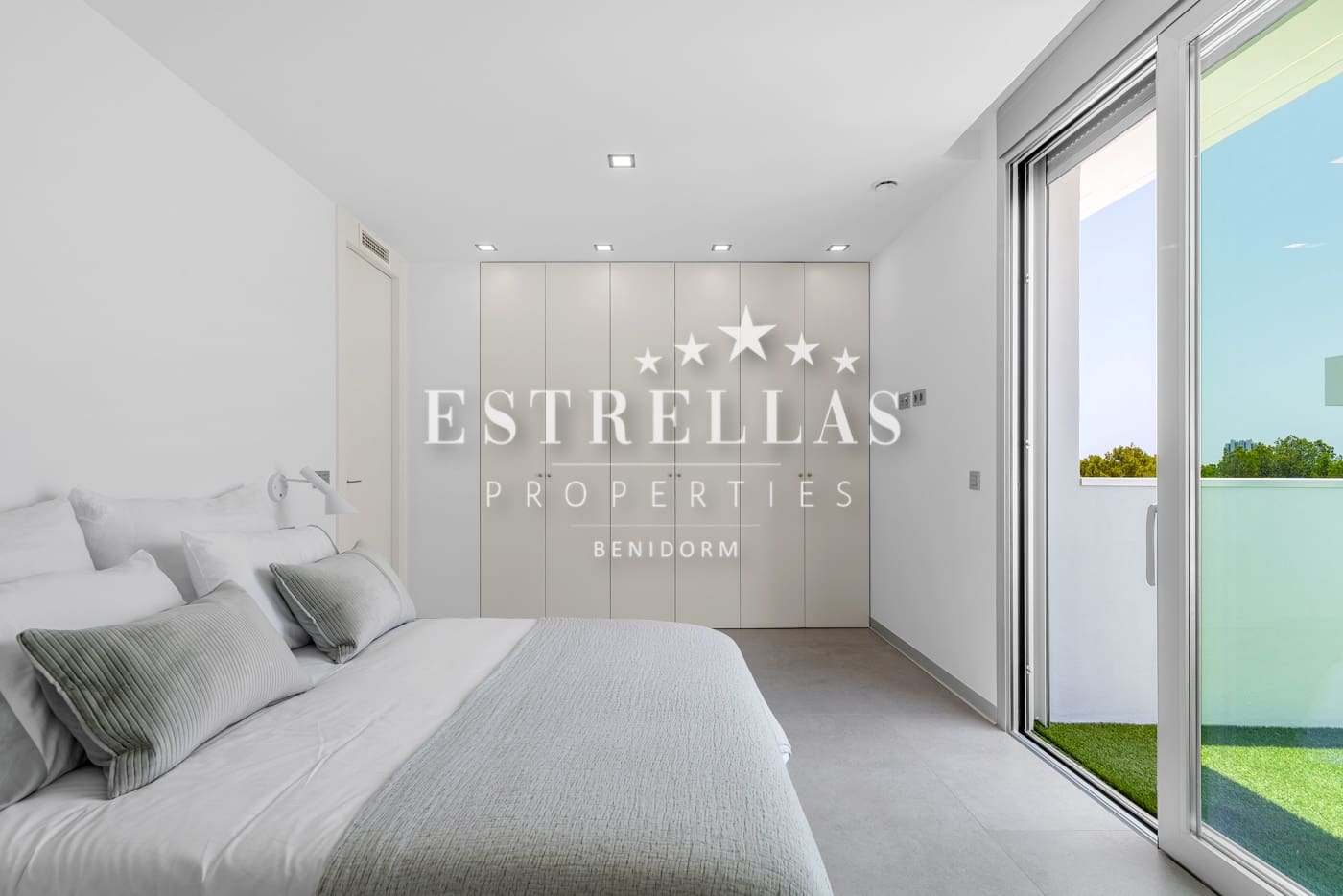 3 quarto Moradia para venda em Finestrat com piscina garagem - 885 000 € (Ref: 9678197)