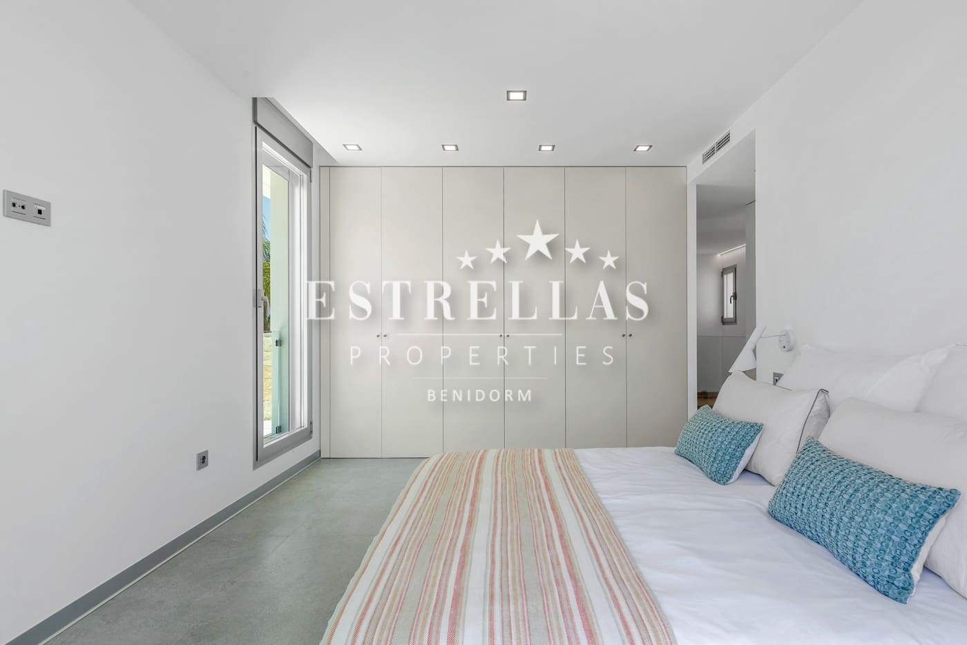 3 quarto Moradia para venda em Finestrat com piscina garagem - 885 000 € (Ref: 9678197)