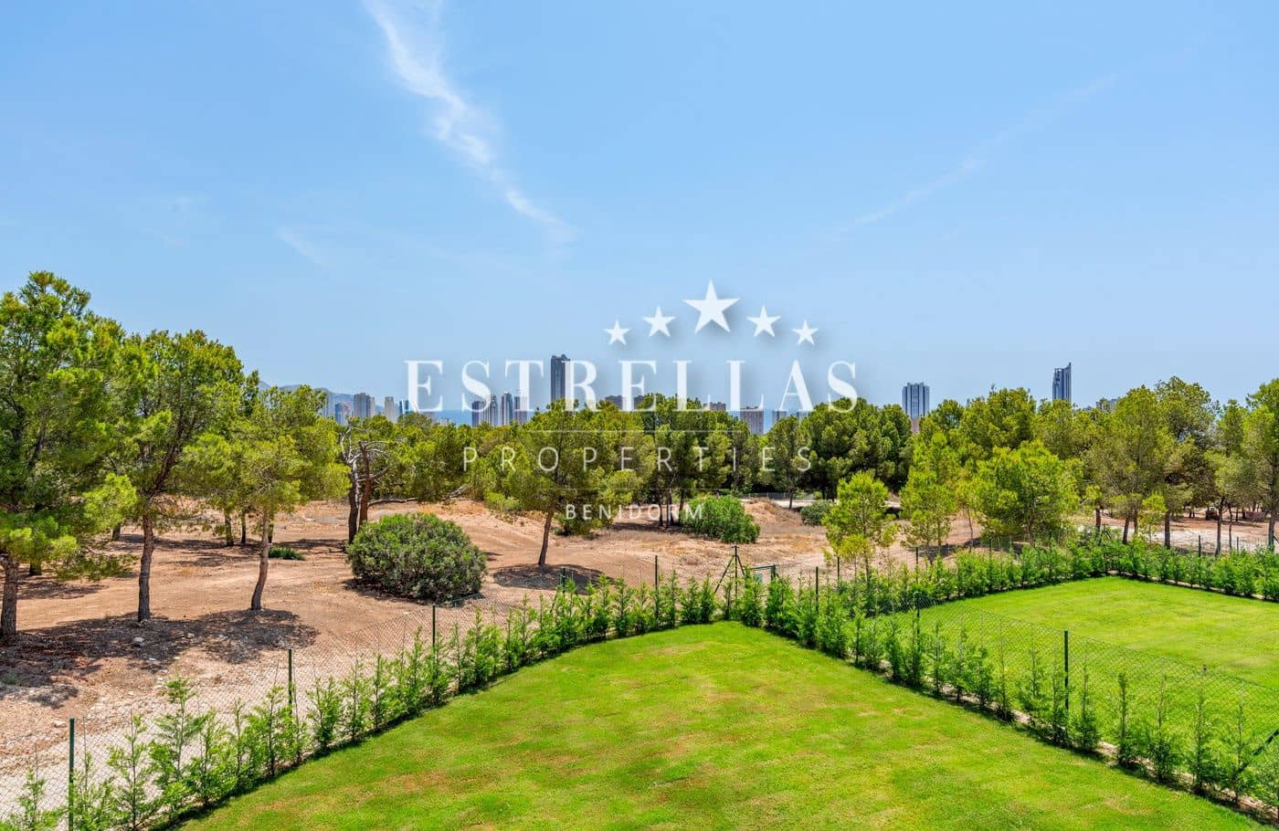 3 quarto Moradia para venda em Finestrat com piscina garagem - 885 000 € (Ref: 9678197)