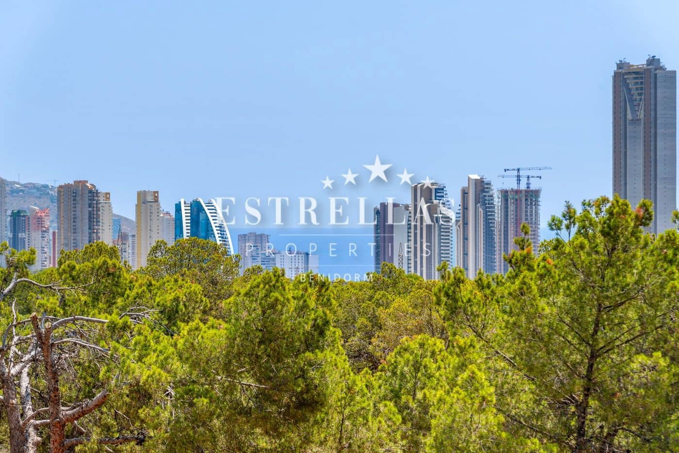 3 quarto Moradia para venda em Finestrat com piscina garagem - 885 000 € (Ref: 9678197)