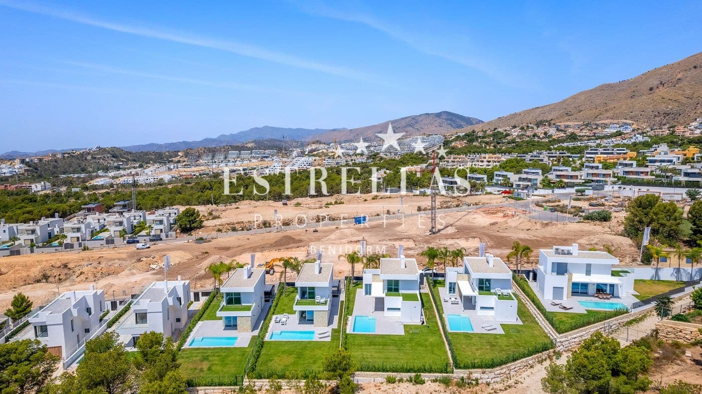 3 quarto Moradia para venda em Finestrat com piscina garagem - 885 000 € (Ref: 9678197)