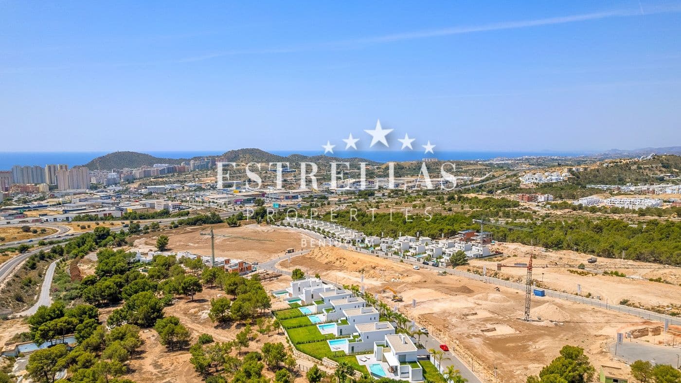 3 quarto Moradia para venda em Finestrat com piscina garagem - 885 000 € (Ref: 9678197)