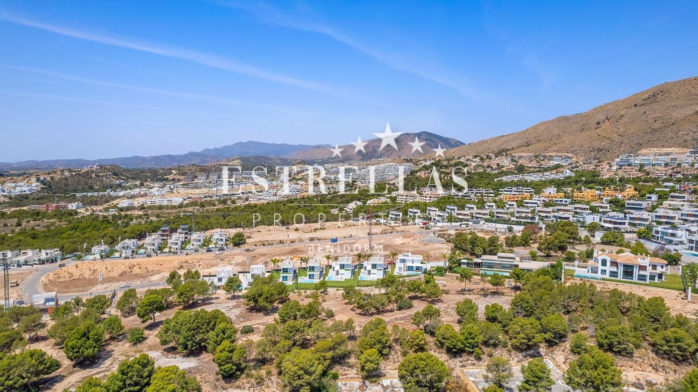 3 quarto Moradia para venda em Finestrat com piscina garagem - 885 000 € (Ref: 9678197)