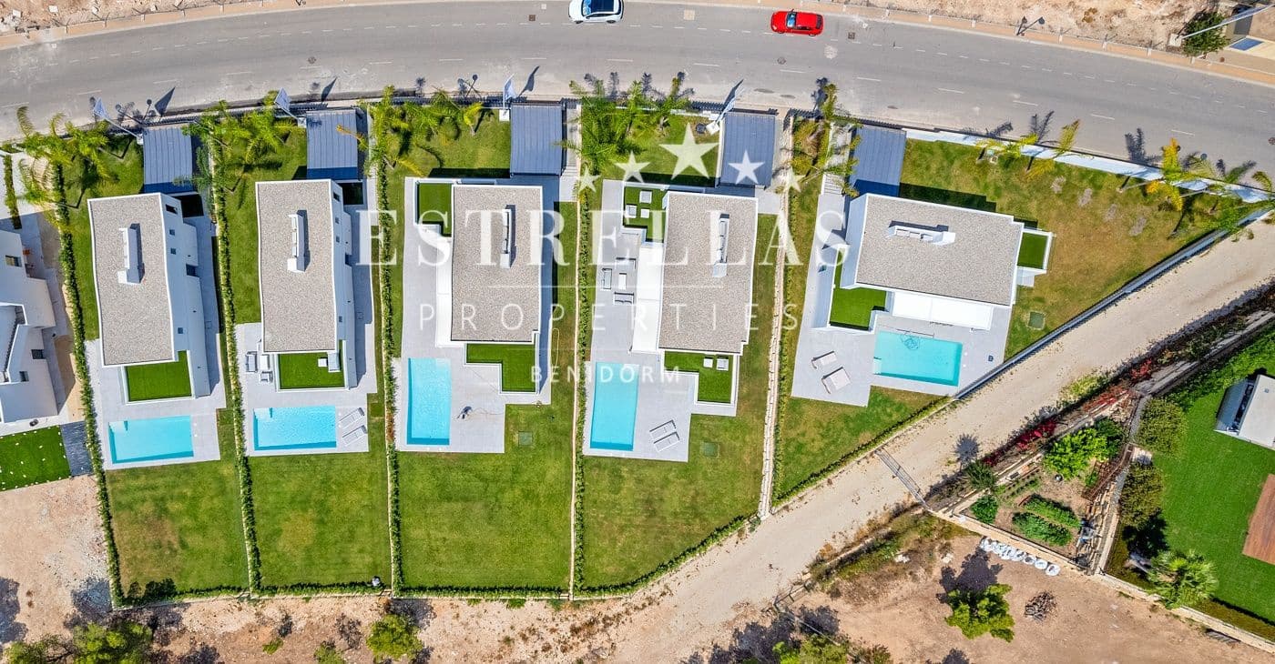 3 chambre Villa/Maison à vendre à Finestrat avec piscine garage - 735 000 € (Ref: 9678198)