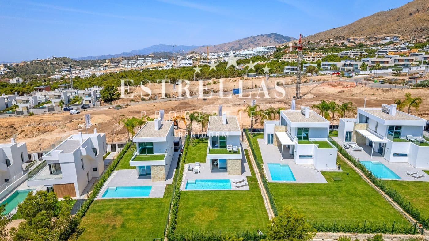 3 chambre Villa/Maison à vendre à Finestrat avec piscine garage - 735 000 € (Ref: 9678198)