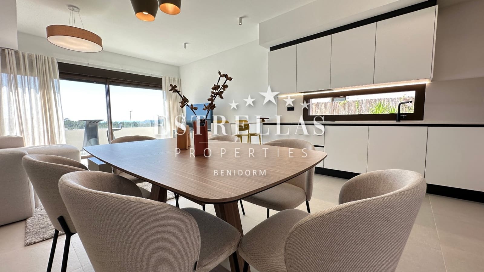 4 sypialnia Willa na sprzedaż w Finestrat z basenem garażem - 799 950 € (Ref: 9714088)