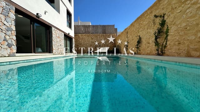 Chalet de 4 habitaciones en Balcón de Finestrat - Terra Marina, Finestrat en venta con piscina garaje - 799.950 € (Ref: 9714088)