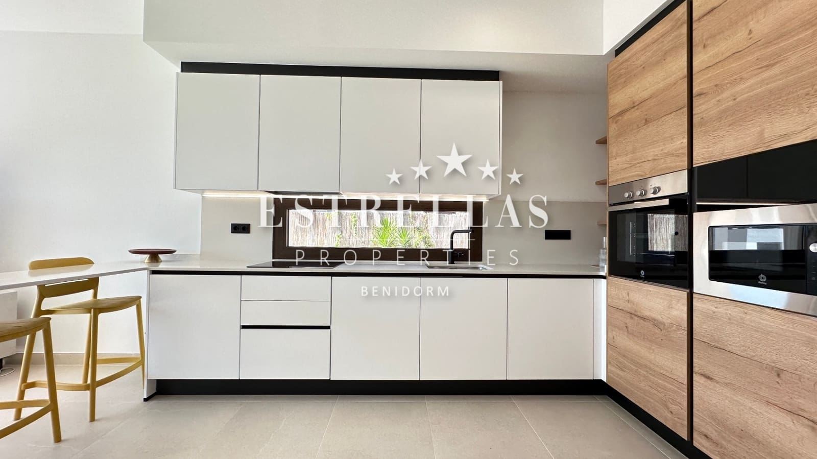 4 sypialnia Willa na sprzedaż w Finestrat z basenem garażem - 799 950 € (Ref: 9714088)