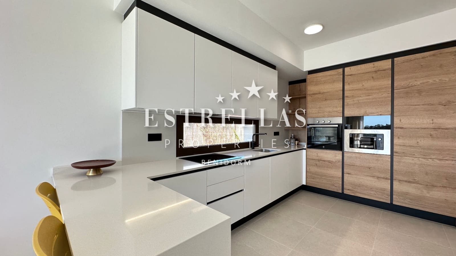 4 sypialnia Willa na sprzedaż w Finestrat z basenem garażem - 799 950 € (Ref: 9714088)