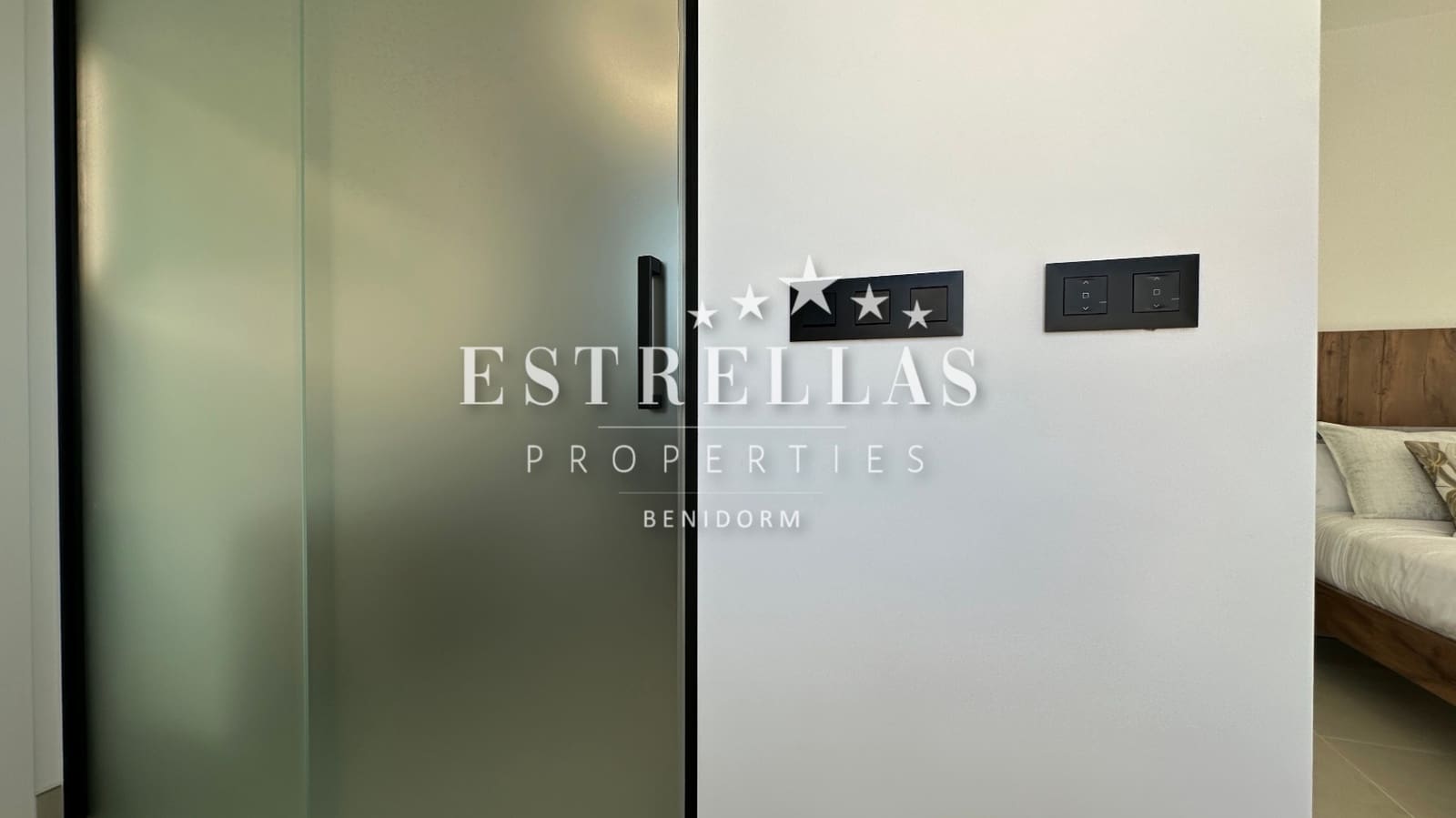 4 sypialnia Willa na sprzedaż w Finestrat z basenem garażem - 799 950 € (Ref: 9714088)