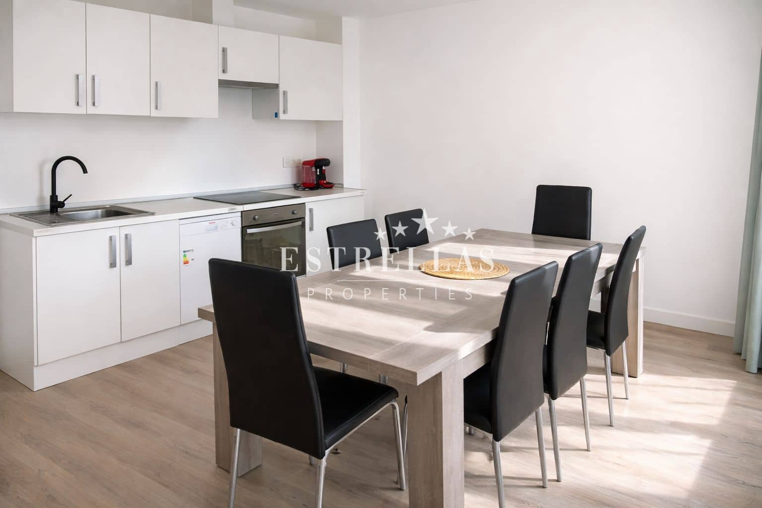 3 slaapkamer Villa te koop in La Nucia met zwembad garage - € 580.000 (Ref: 9715366)