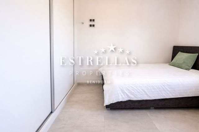3 sypialnia Apartament na sprzedaż w Playa Poniente, Benidorm z basenem garażem - 700 000 € (Ref: 9716673)