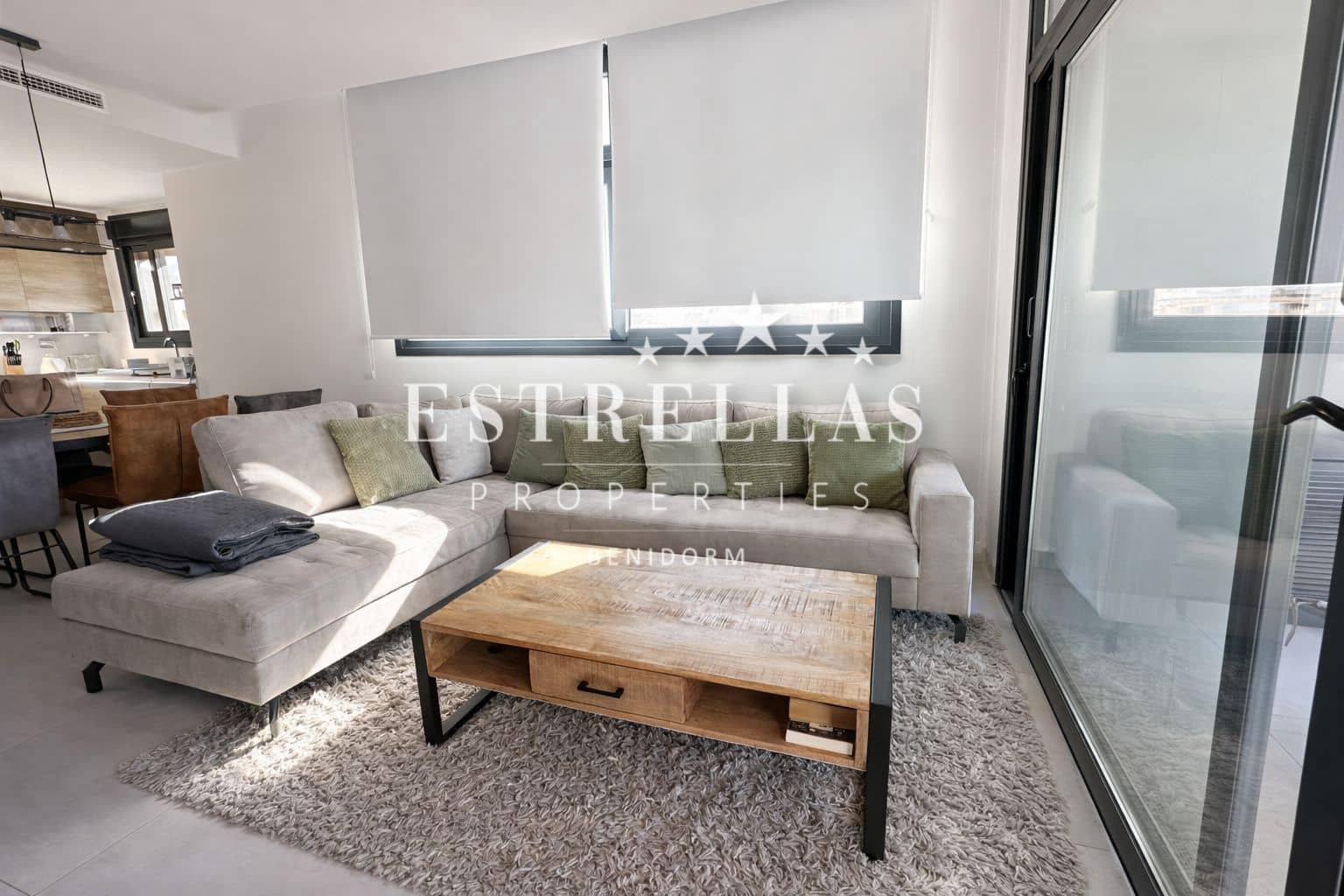 3 bedroom Apartment for sale in Benidorm with pool garage - € 700,000 (Ref: 9716673)