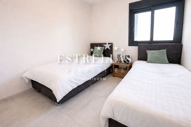 3 sypialnia Apartament na sprzedaż w Playa Poniente, Benidorm z basenem garażem - 700 000 € (Ref: 9716673)