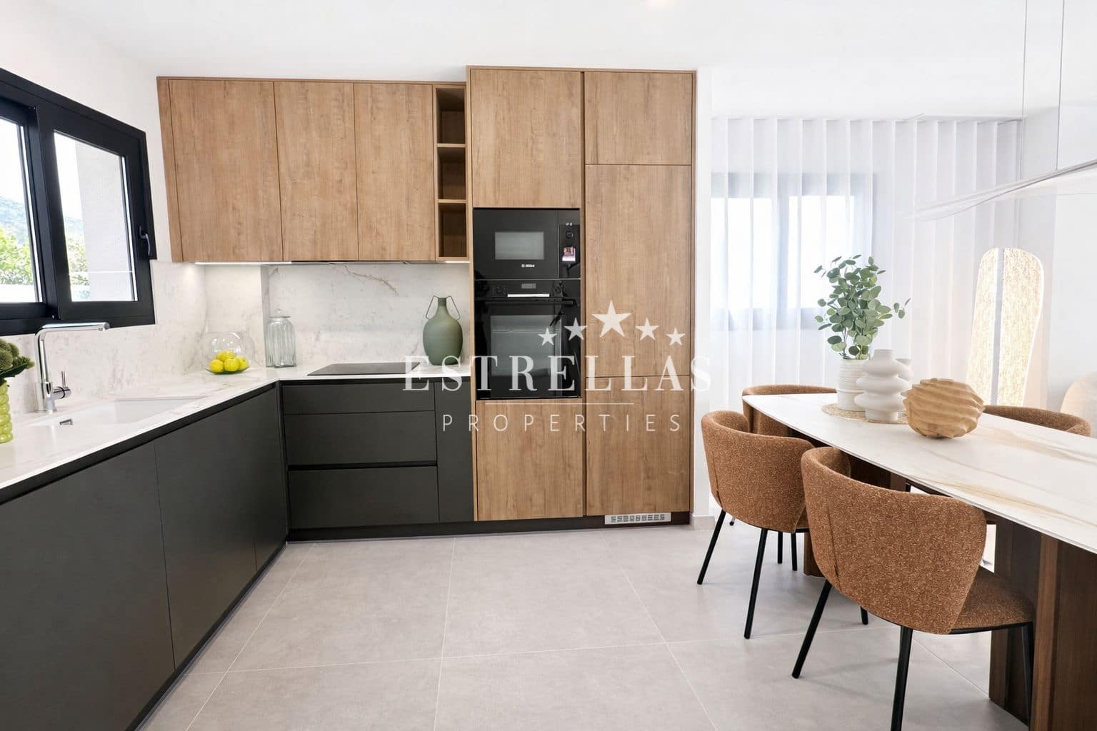 2 soveværelse Lejlighed til salg i La Villajoyosa / Vila Joiosa med swimmingpool garage - € 349.000 (Ref: 9760096)