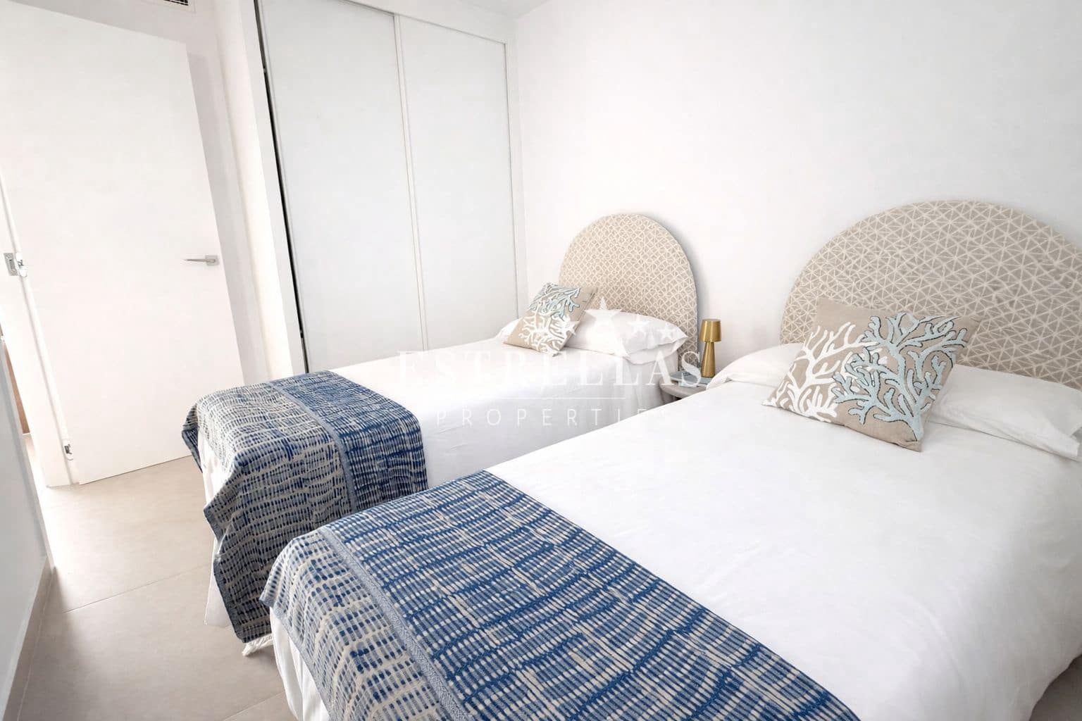 2 soveværelse Lejlighed til salg i La Villajoyosa / Vila Joiosa med swimmingpool garage - € 349.000 (Ref: 9760096)