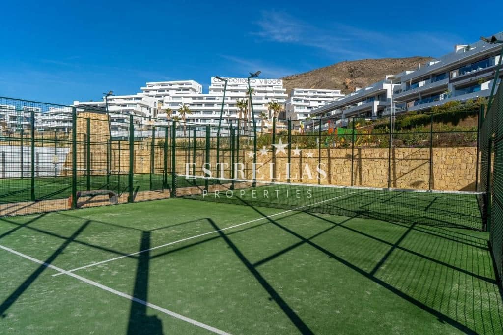 Apartamento de 2 habitaciones en Finestrat en venta con piscina garaje - 375.000 € (Ref: 9765287)