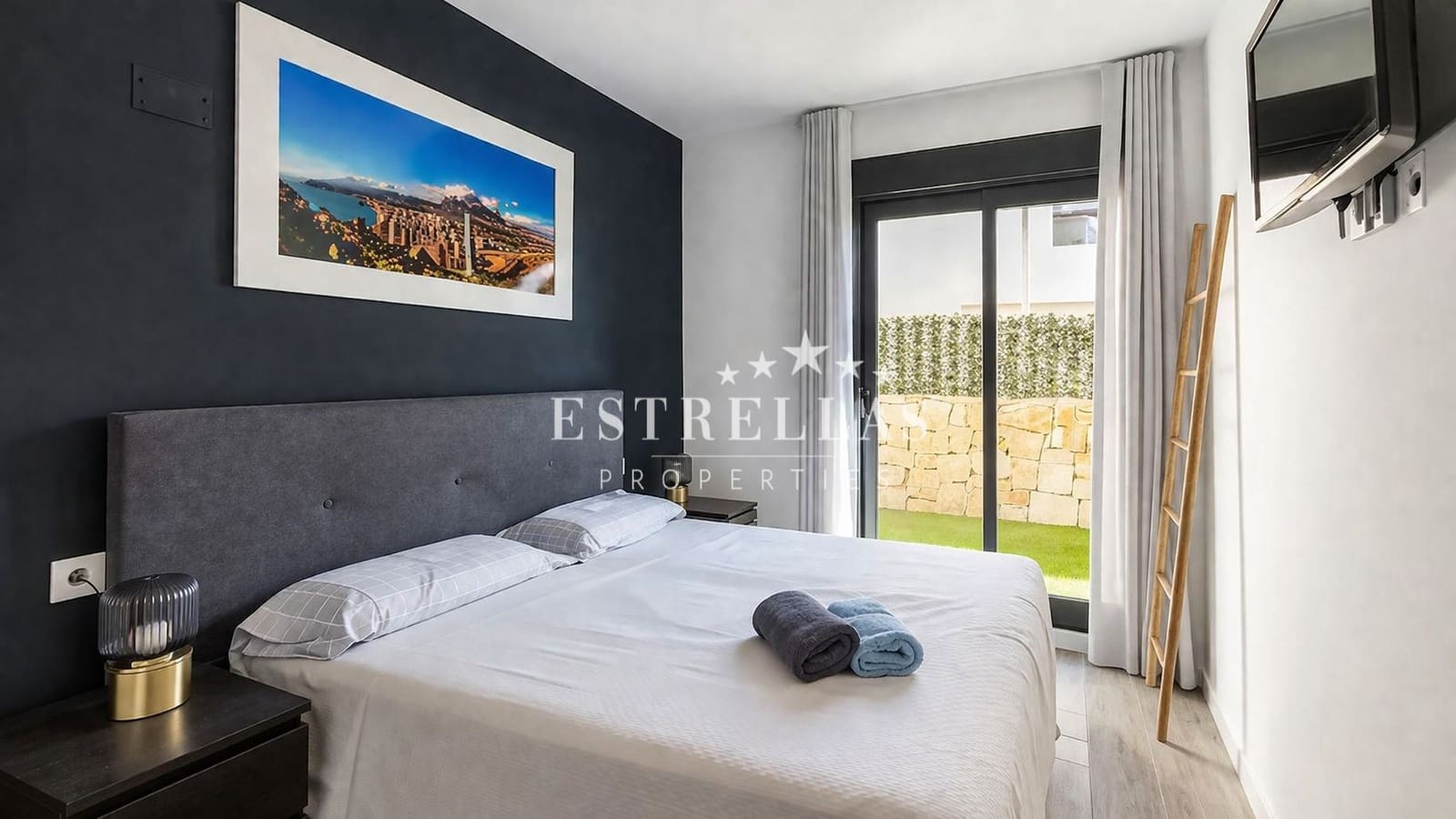 Apartamento de 2 habitaciones en Finestrat en venta con piscina garaje - 375.000 € (Ref: 9765287)