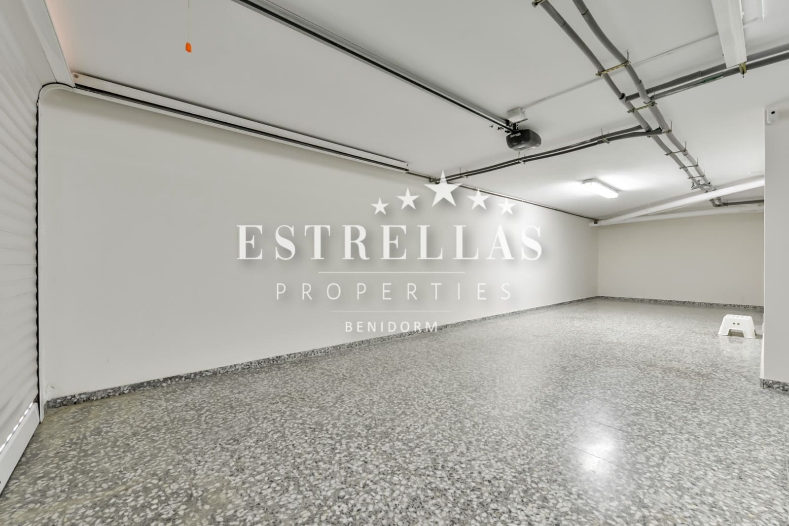 4 bedroom Villa for sale in Finestrat with pool garage - € 950,000 (Ref: 9770984)