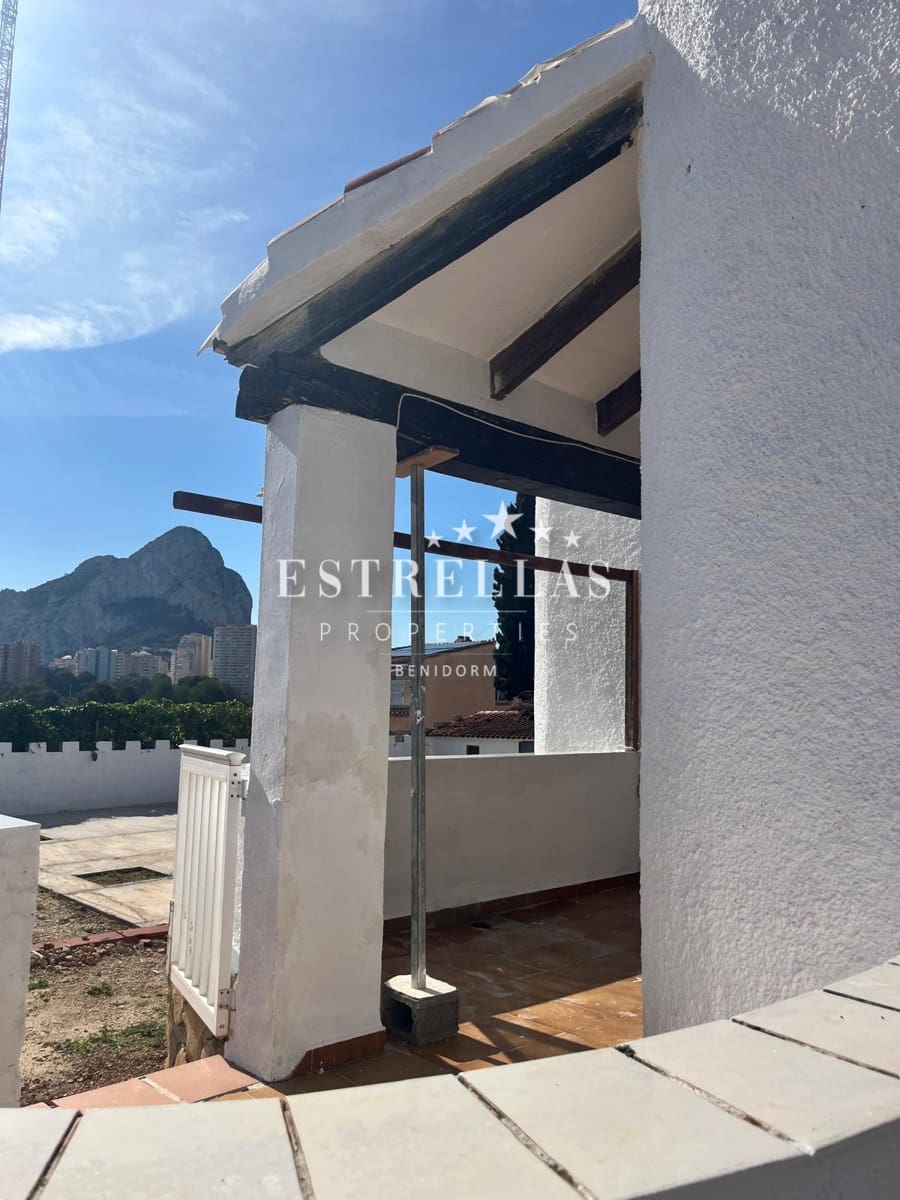 6 sovrum Villa till salu i Calpe / Calp med pool garage - 450 000 € (Ref: 9782140)