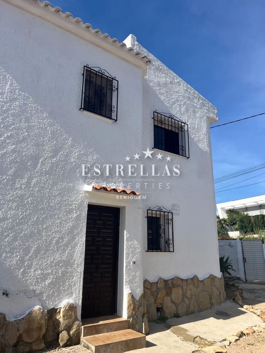 6 sovrum Villa till salu i Calpe / Calp med pool garage - 450 000 € (Ref: 9782140)