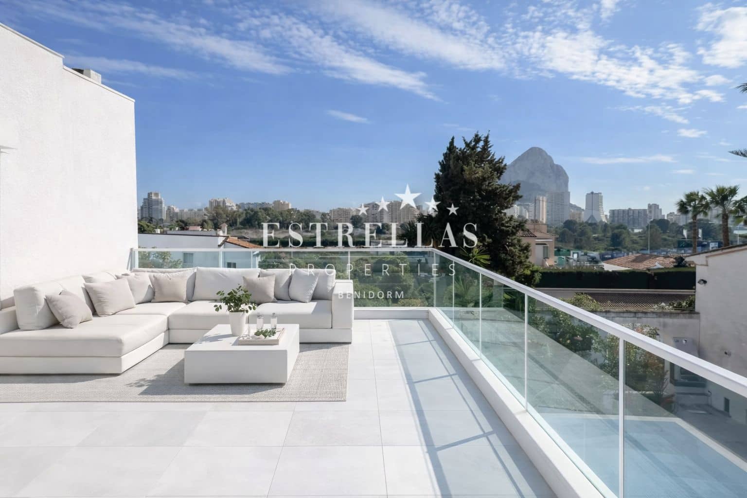 6 sovrum Villa till salu i Calpe / Calp med pool garage - 450 000 € (Ref: 9782140)