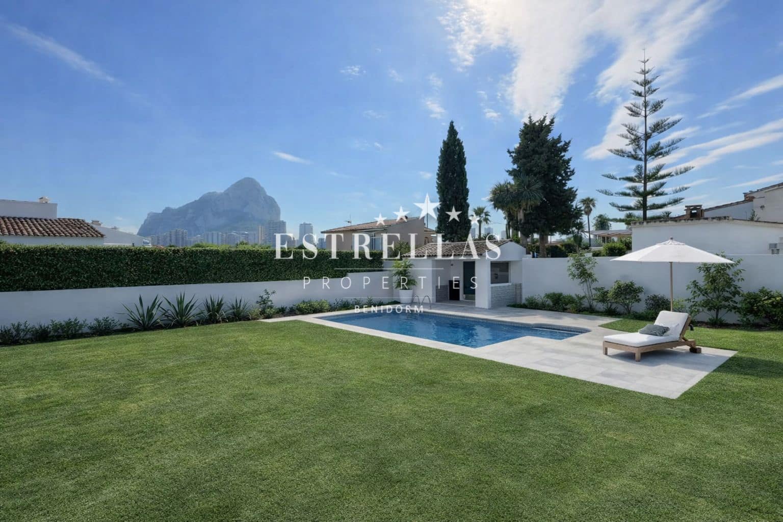 6 sovrum Villa till salu i Calpe / Calp med pool garage - 450 000 € (Ref: 9782140)