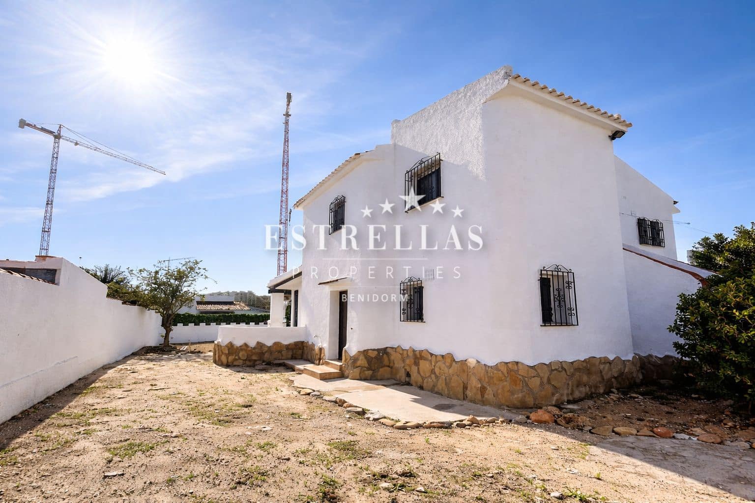 6 sovrum Villa till salu i Calpe / Calp med pool garage - 450 000 € (Ref: 9782140)