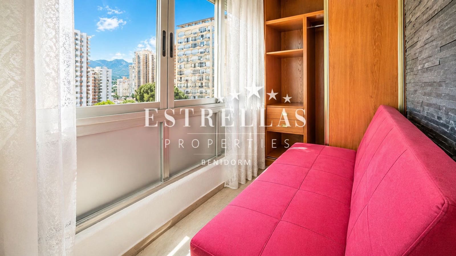 2 bedroom Apartment for sale in Benidorm with pool garage - € 215,000 (Ref: 9802667)