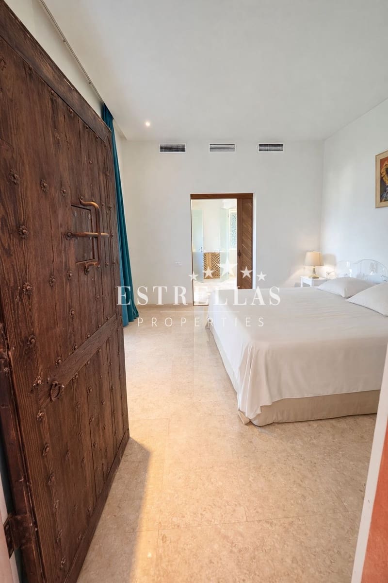 5 sypialnia Willa na sprzedaż w Altea z basenem garażem - 4 200 000 € (Ref: 9802957)