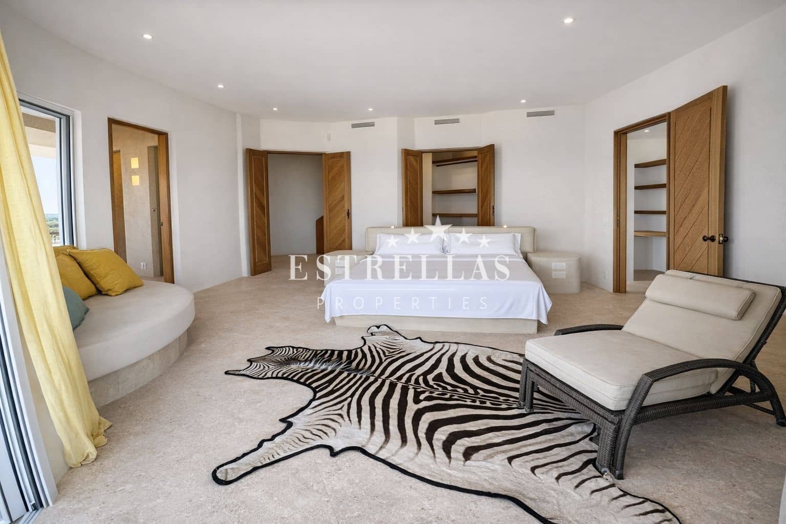 5 sypialnia Willa na sprzedaż w Altea z basenem garażem - 4 200 000 € (Ref: 9802957)