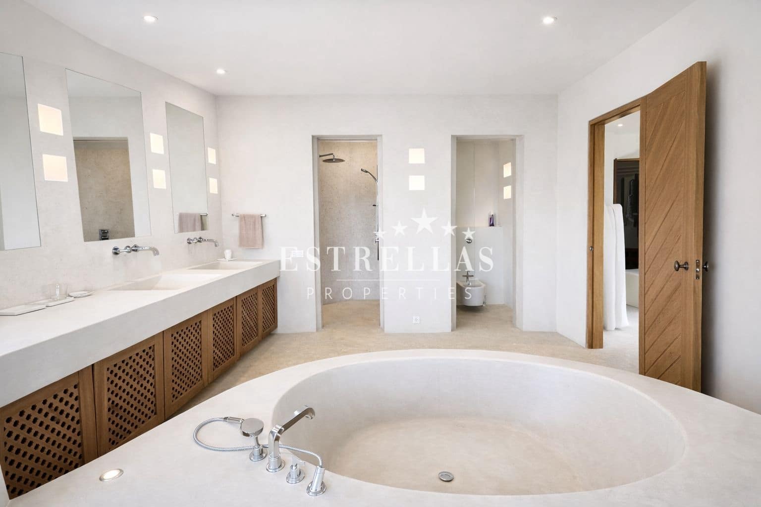 5 sypialnia Willa na sprzedaż w Altea z basenem garażem - 4 200 000 € (Ref: 9802957)