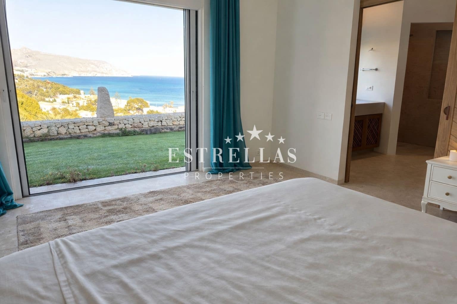 5 sypialnia Willa na sprzedaż w Altea z basenem garażem - 4 200 000 € (Ref: 9802957)