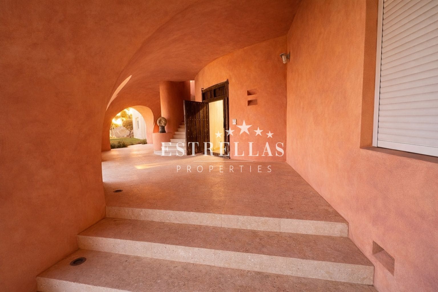 5 sypialnia Willa na sprzedaż w Altea z basenem garażem - 4 200 000 € (Ref: 9802957)