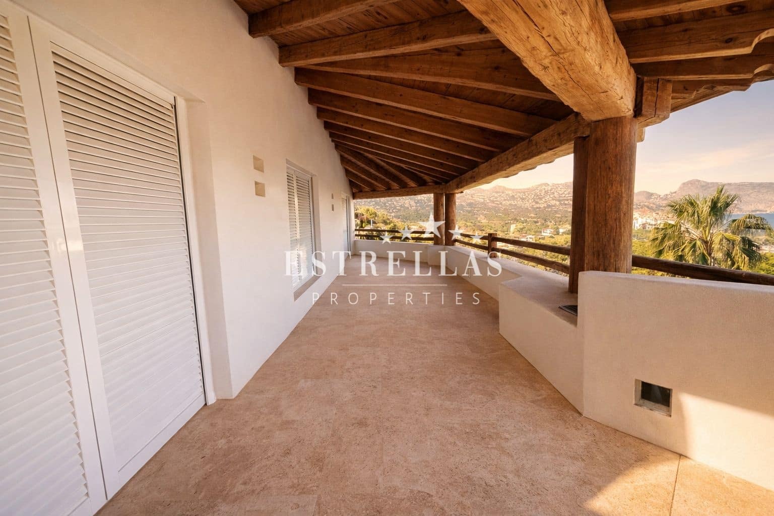 5 sypialnia Willa na sprzedaż w Altea z basenem garażem - 4 200 000 € (Ref: 9802957)