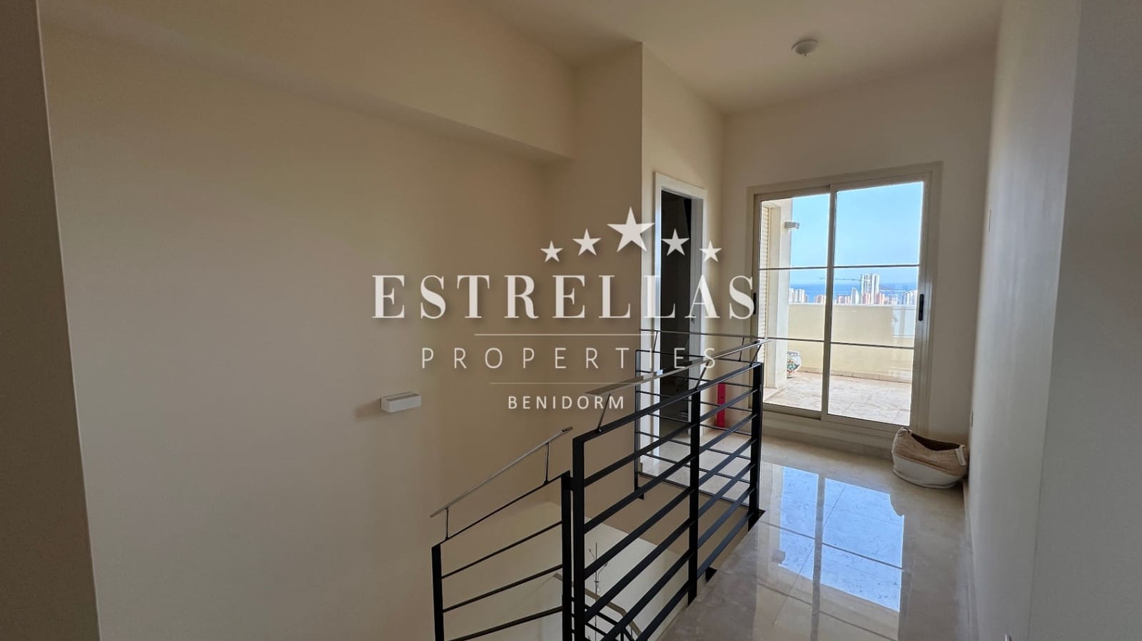 3 camera da letto Attico in vendita in Finestrat con piscina garage - 450.000 € (Rif: 9810409)