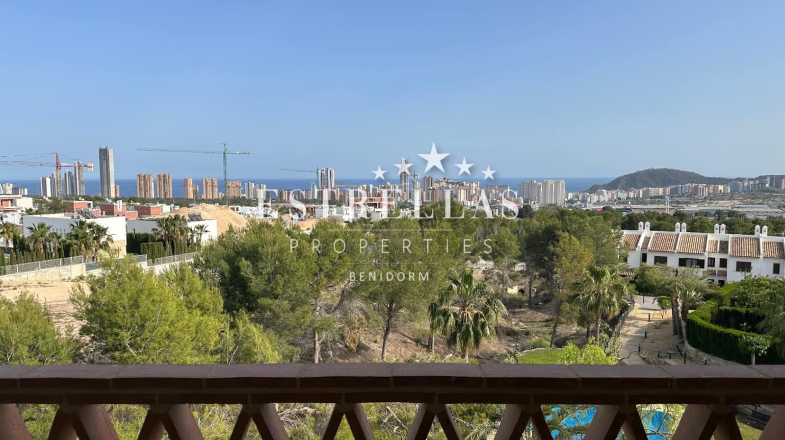 3 camera da letto Attico in vendita in Finestrat con piscina garage - 450.000 € (Rif: 9810409)